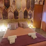 Cinquestanze Pensión 3*